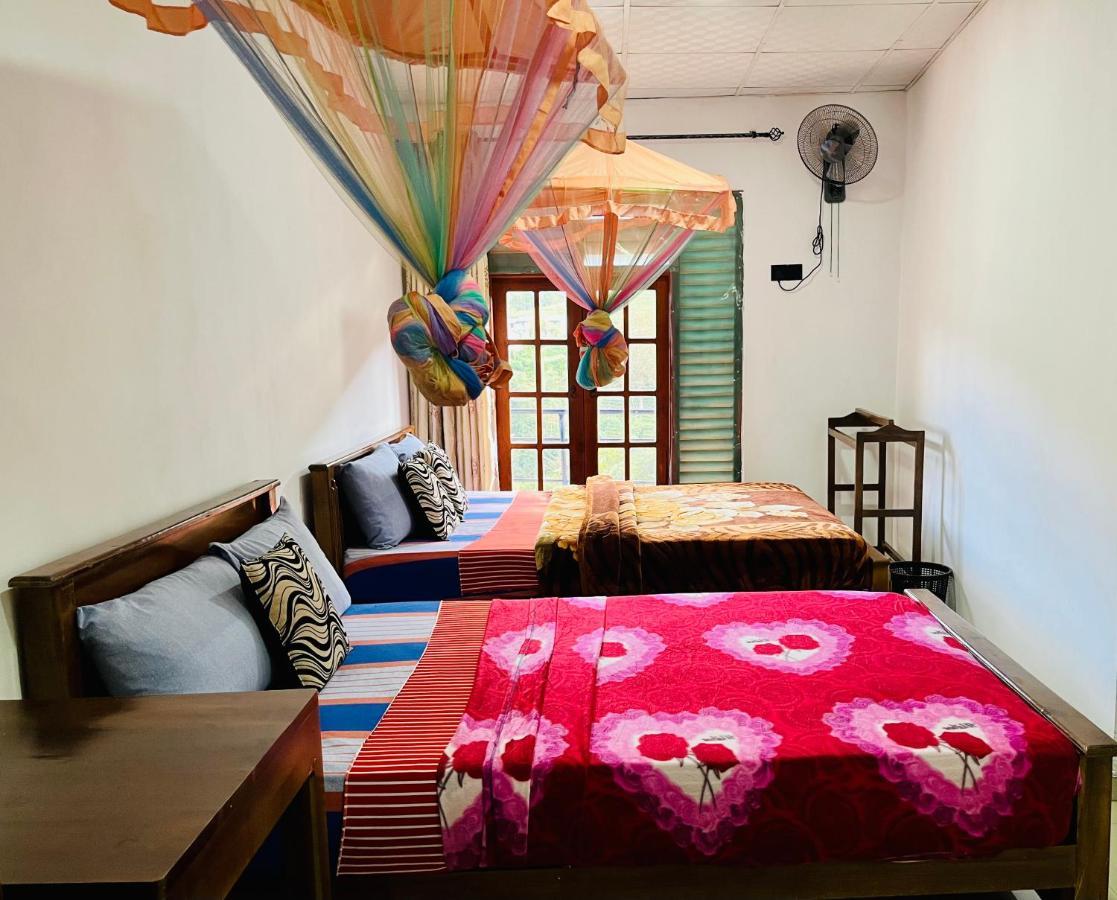 Hotel Grand Adamspeak Nallathanniya Esterno foto