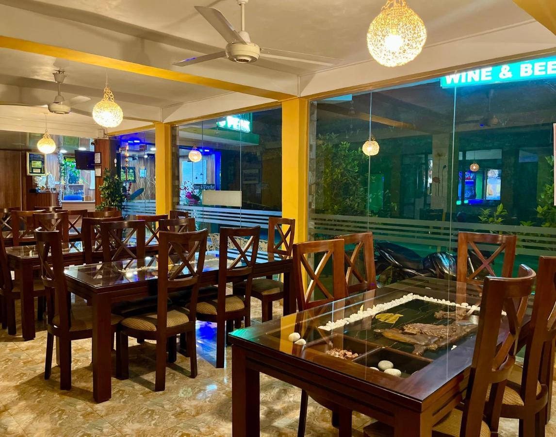 Hotel Grand Adamspeak Nallathanniya Esterno foto